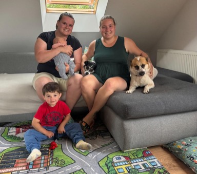 Andy a Nikol, certifikované mentorky specializující se na LGBTQ+ rodičovství, IVF a umělé oplodnění